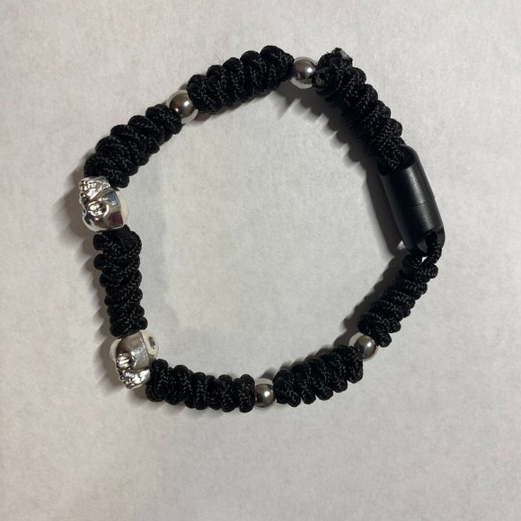 Skull and Beaded Paracord Bracelet with Magnetic Clasp - Picture 1 of 9
